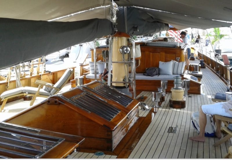 A special charter yacht: Classic beauty SY EROS