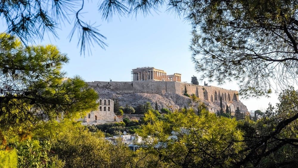 Neue Charter-Stützpunkte in Griechenland
